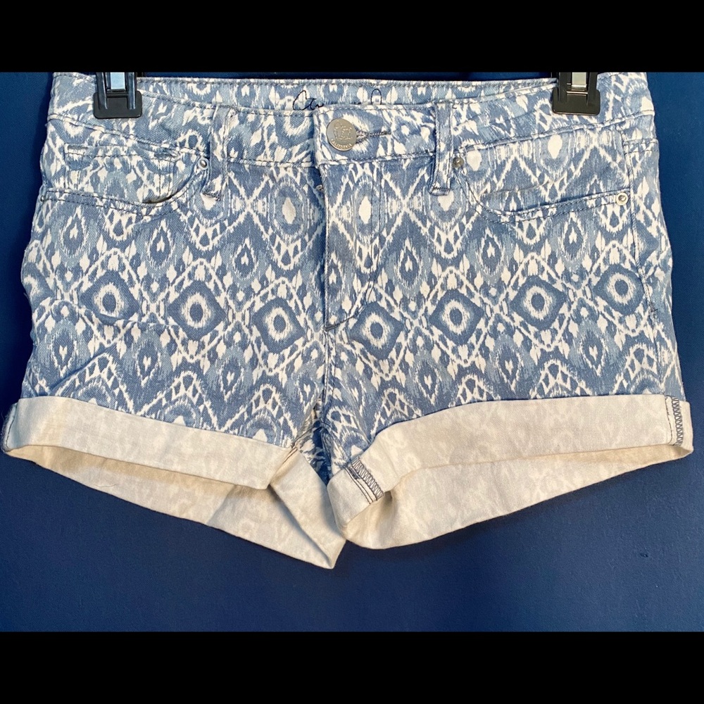 Woman’s shorts